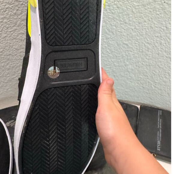 TOMMY HILFIGER New Realist Slip On with Elastic Bank Sneaker Black 12D main image 7